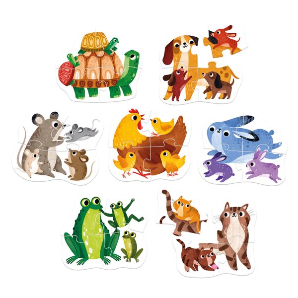 Sete puzzles infantis de animais coloridos sobre fundo branco