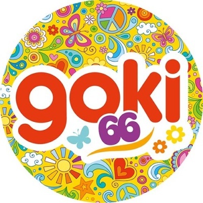 Logótipo colorido goki 66 sobre fundo amarelo decorado com símbolos coloridos