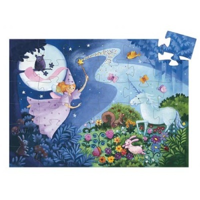 Puzzle infantil com fada, coruja, unicórnio e animais na floresta à noite