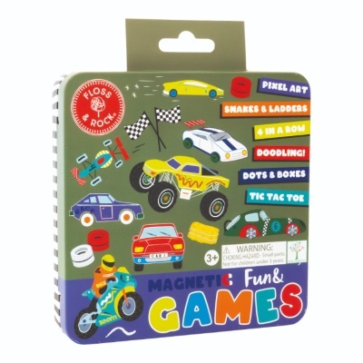 Embalagem de jogo magnético com carros de corrida e texto colorido