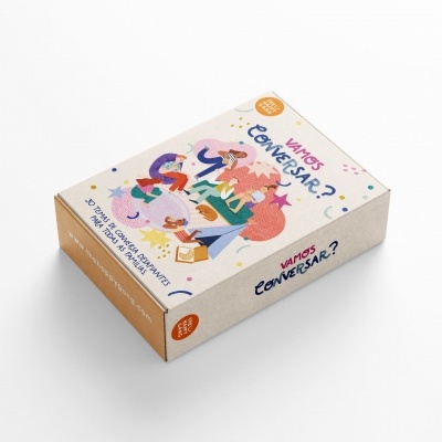 Conjunto de cartas para jogo VAMOS CONVERSAR? com ilustração colorida