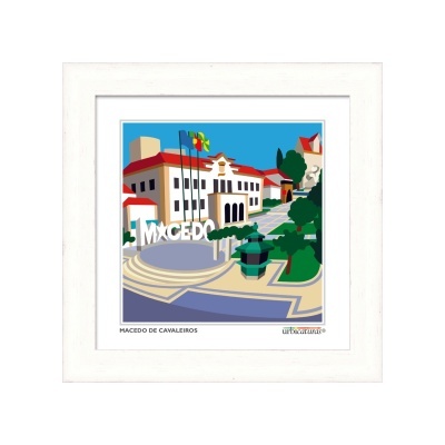 Ilustração colorida da praça central de Macedo de Cavaleiros em moldura branca