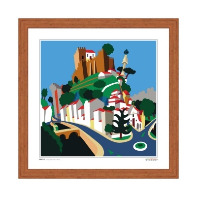 Ilustração de vila com casas brancas, telhados vermelhos, castelo castanho, árvores verdes e estrada azul emoldurada