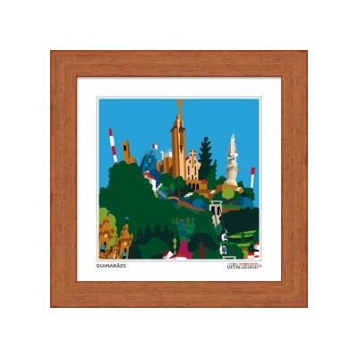 Quardo decorativo com ilustração colorida de Guimarães em moldura de madeira.
