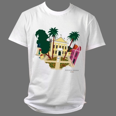 T-shirt branca com ilustração colorida de edifícios e palmeiras e texto MARINHA GRANDE