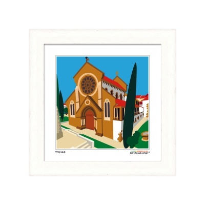 Ilustração emoldurada de igreja gótica em Tomar com vitral circular e céu azul