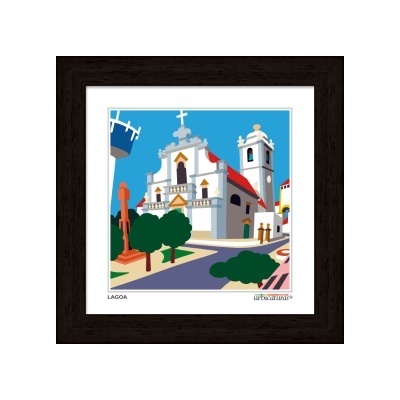 Imagem digital de edifício branco com telhado vermelho e torre, árvores e estátuas, em moldura preta.