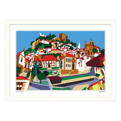 Ilustração colorida de vila com casas, colina e igrejas em moldura branca