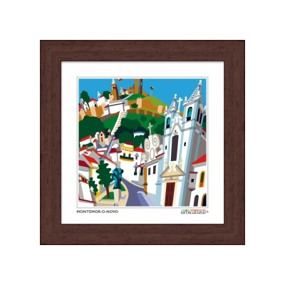 Quadro com gravura colorida da cidade de Montemor-o-Novo em moldura castanha