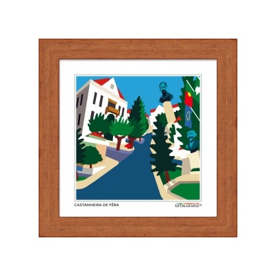 Quadro em madeira com impressão colorida mostrando rua, árvores e bustos escultóricos.