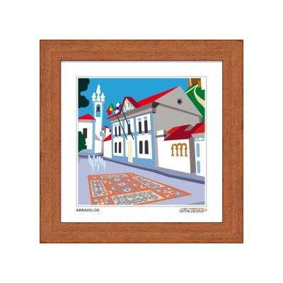 quadro decorativo com moldura de madeira mostrando rua com edifícios e padrão colorido no chão