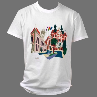 T-shirt branca com estampa colorida de edifícios históricos e palmeiras