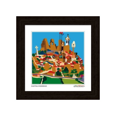 Impressão artística colorida do Castelo Rodrigo emoldurada