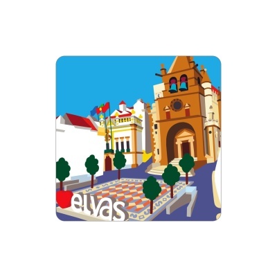 Íman de frigorífico colorido com design de edifício histórico e texto I ❤️ elvas