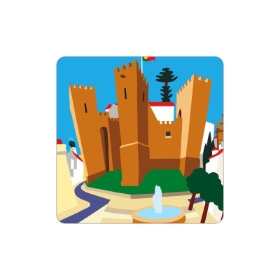 Ilustração colorida de castelo português com fonte e árvores