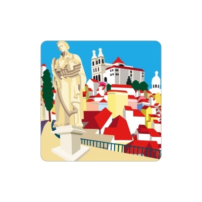 Ilustração de estátua de pedra e cidade com telhados vermelhos