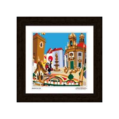 Quadro decorativo com ilustração colorida de Barcelos e moldura castanha escura