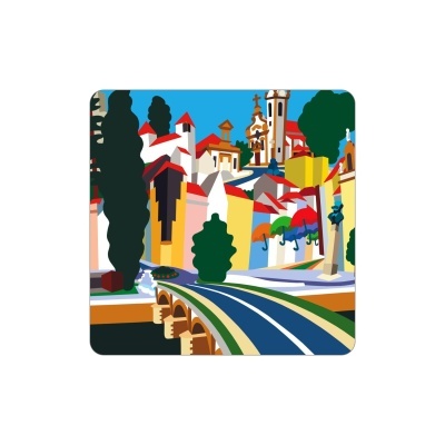 Ilustração colorida de cidade com casas, árvores, estrada e esculturas