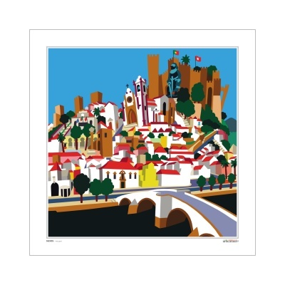 Ilustração de cidade histórica com casas brancas, telhados vermelhos, ponte de pedra e muralhas castanhas