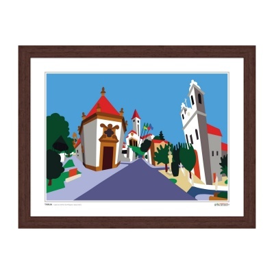 Cartaz ilustrativo de vila com castelo e árvores em moldura castanha