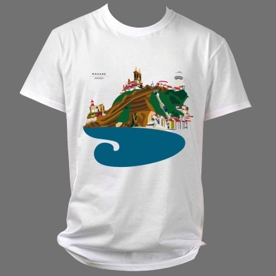 T-shirt branca com estampa colorida da Nazaré