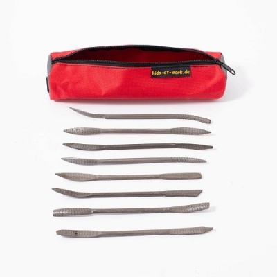 Conjunto de palhetas de guitarra e estojo vermelho com fecho