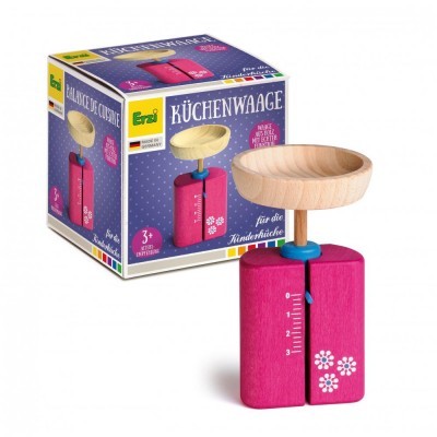 Balança de cozinha de brinquedo em madeira com base rosa e prato natural