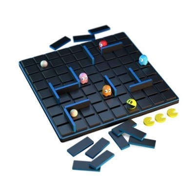 Jogo de tabuleiro preto com labirintos azuis e figuras coloridas de Pac-Man