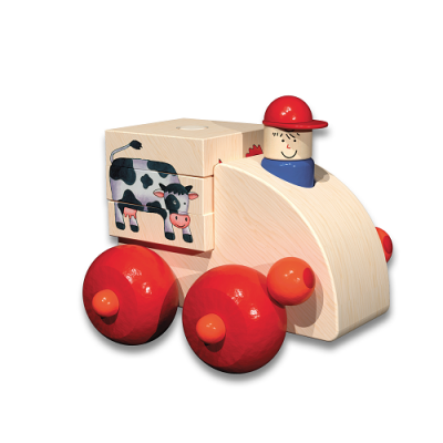 Brinquedo de madeira trator com rodas vermelhas e vaca desenhada