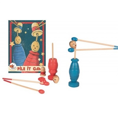 Jogo de empilhar em madeira azul e vermelha com caixas e palitos coloridos