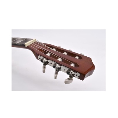 Cabeça de guitarra clássica em madeira castanha com cravelhas metálicas