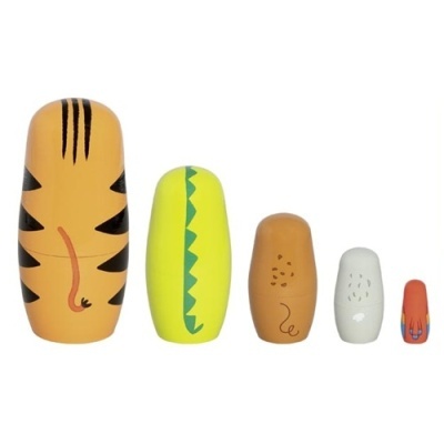 Conjunto de bonecas russas matrioska coloridas com desenhos de animais