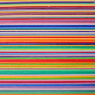 Padrão de linhas horizontais coloridas variadas