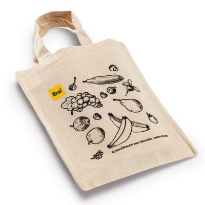 Saco de tecido cru com ilustrações de frutas e etiqueta amarela.