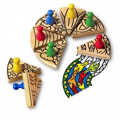 Jogo educativo de pizza em madeira com peões coloridos e desenhos de dragões.