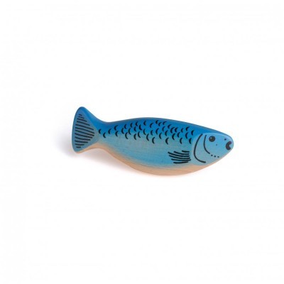 Figura decorativa azul em forma de peixe com detalhes pretos