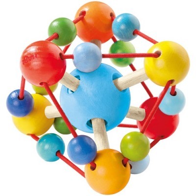 Brinquedo educativo de madeira colorida com bolas e cordas vermelhas.