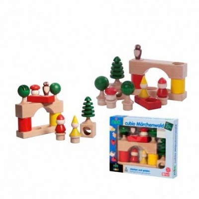 Conjunto de blocos de madeira coloridos e embalagem com texto Cubio Märchenwald