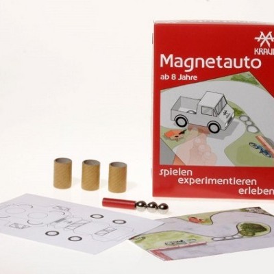 Kit de montagem de carro Magnetauto com peças e instruções