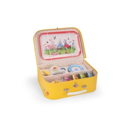 Conjunto de chá infantil com mala amarela e chávenas decoradas