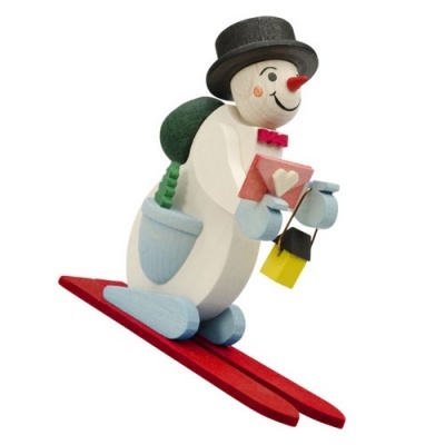 Boneco de neve em madeira a esquiar com presente e lanterna