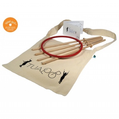 Jogo de argolas em madeira com saco de tecido creme