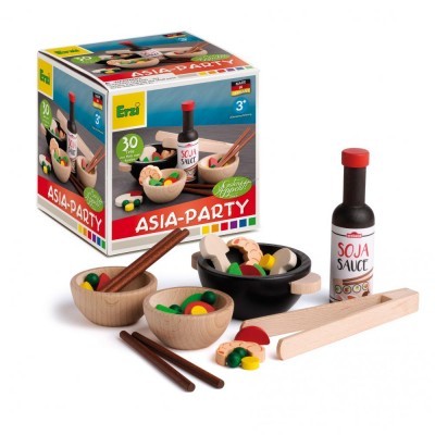 Brinquedo ASIA-PARTY com pratos de madeira, pauzinhos e garrafa de molho de soja