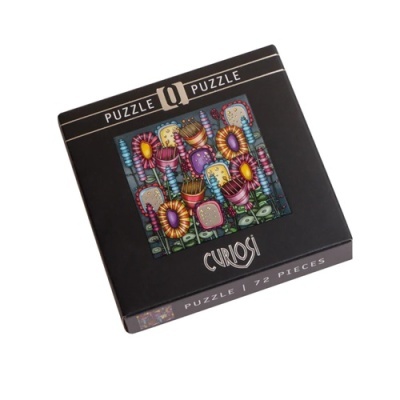 Caixa preta de puzzle colorido com flores estilizadas