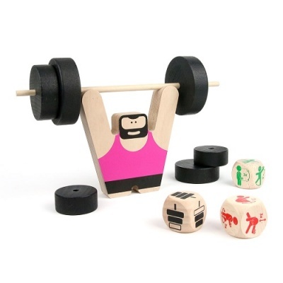 Brinquedo de madeira de levantador de peso com dados coloridos