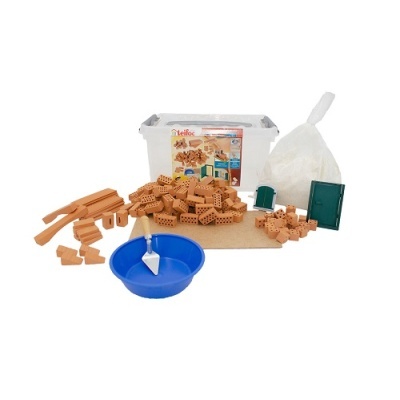 Kit de construção para crianças com vários componentes em fundo branco