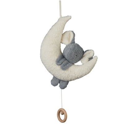 Móbile de peluche coelho cinzento abraça lua branca com cordão e anel de madeira