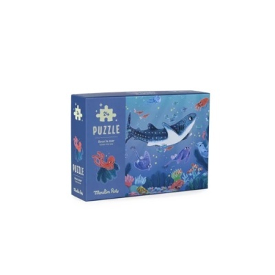 Caixa de puzzle azul com ilustração de tubarão e polvos