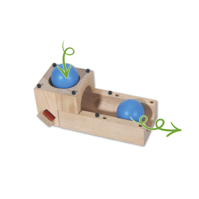 Brinquedo de madeira com paus azuis e setas verdes