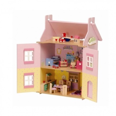 Casa de bonecas de madeira rosa e amarelo com mobiliário em miniatura